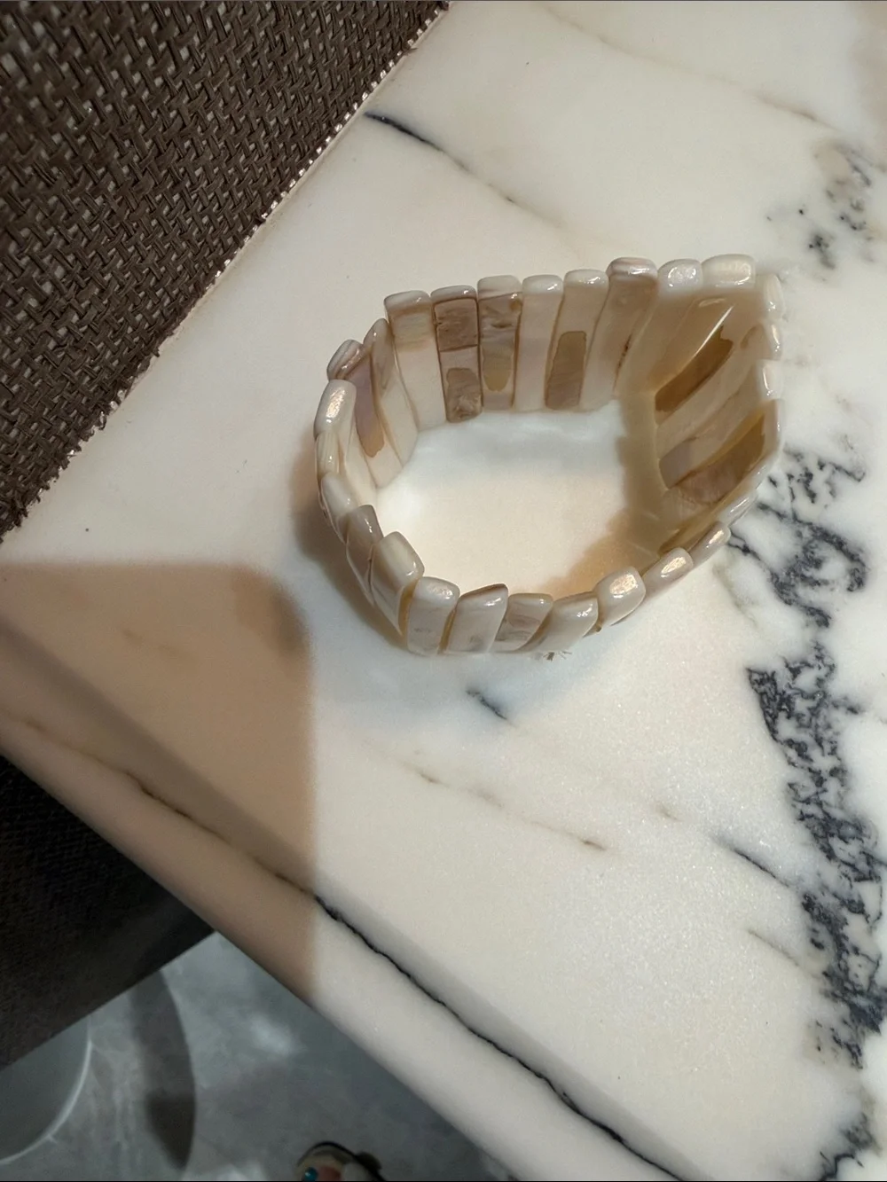 White Stretch Mother-of-Pearl Bracelet - Unbranded